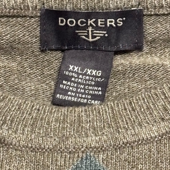 Dockers sweater! - Picture 3 of 3